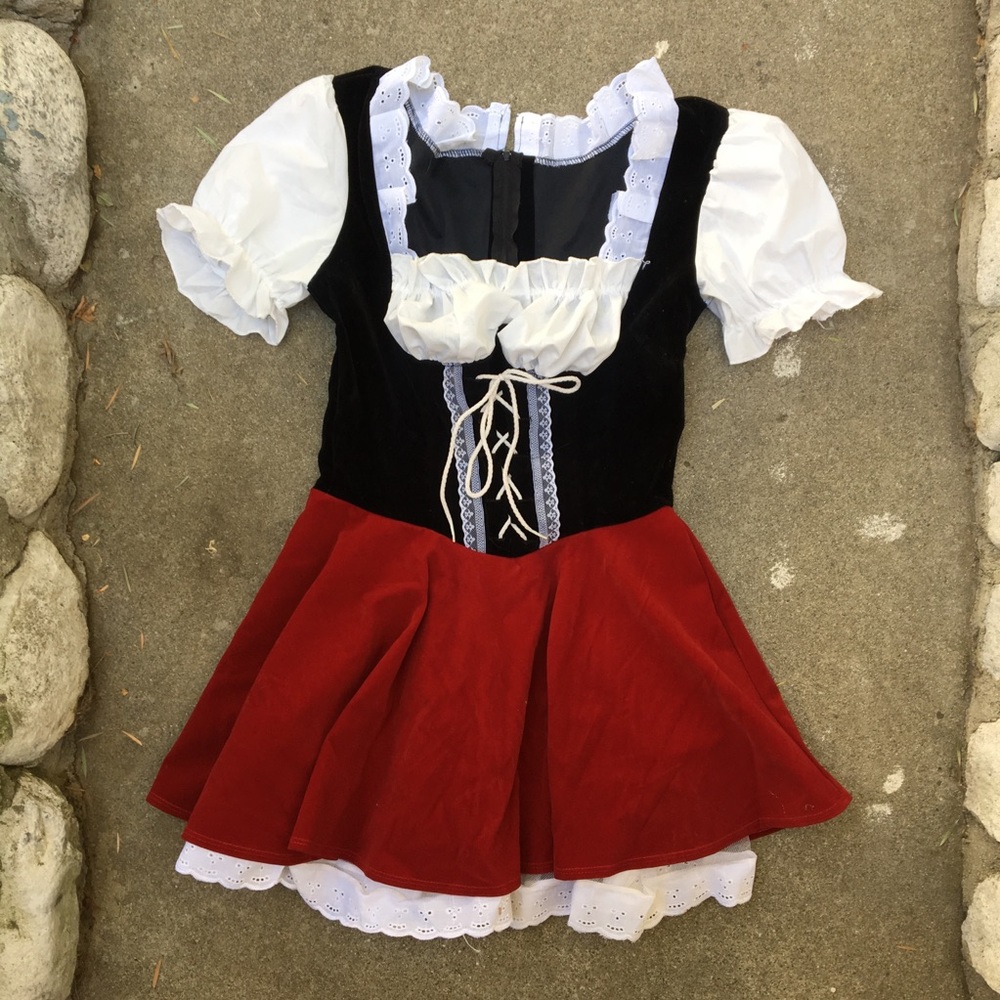 red riding hood/ beer garden halloween costume